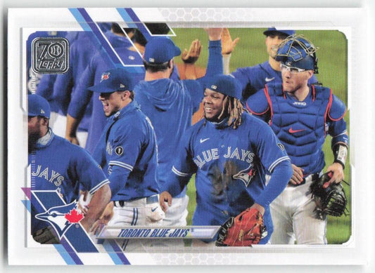 2021 Topps #438 Toronto Blue Jays