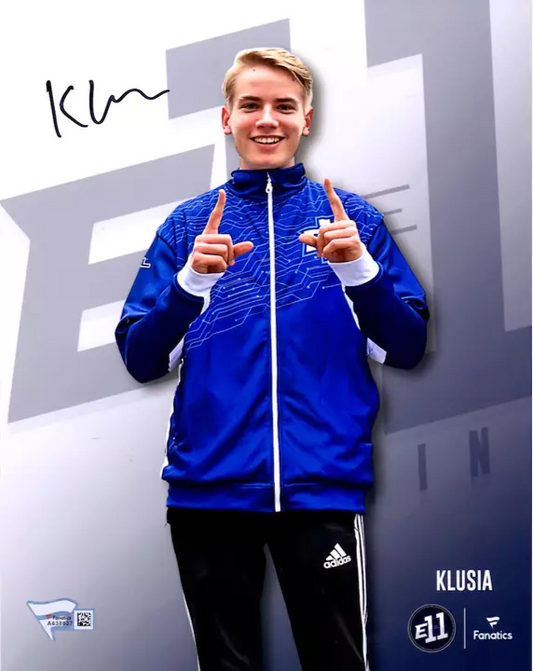 Klusia Autographed 8x10  E11 Gaming eSports Photo - FANATICS Authentic